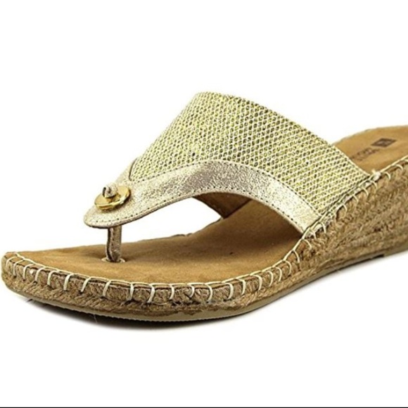 White Mountain Shoes Nwt White Mountain Glitter Wedge